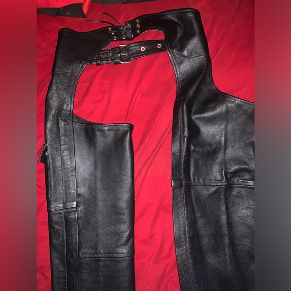 *Leather Riding Essentials* - Picture 6 of 7